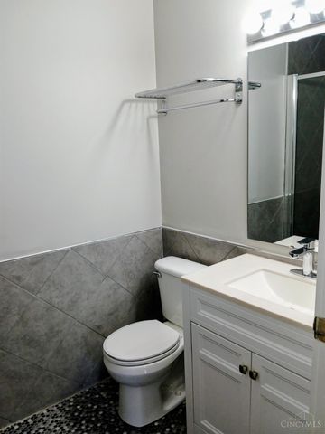 5444 Bluesky Drive, Green Twp, OH 45247
