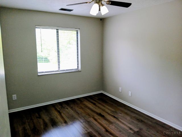 5444 Bluesky Drive, Green Twp, OH 45247