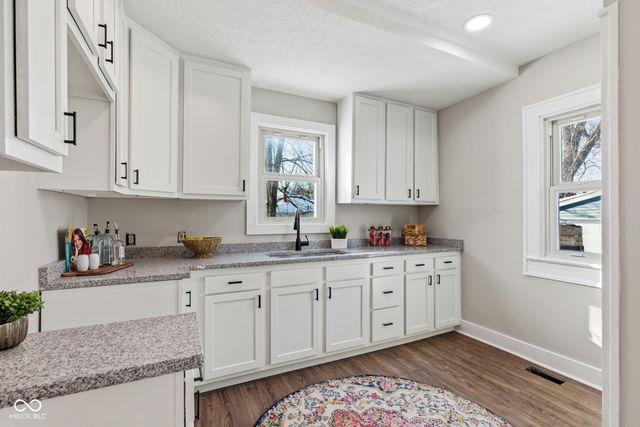 3926 Wildwood Drive, Indianapolis, IN 46239