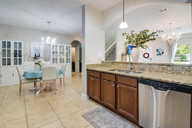 40 Quiet Cove, Freeport, FL 32439