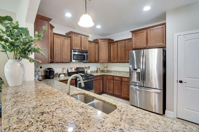 40 Quiet Cove, Freeport, FL 32439