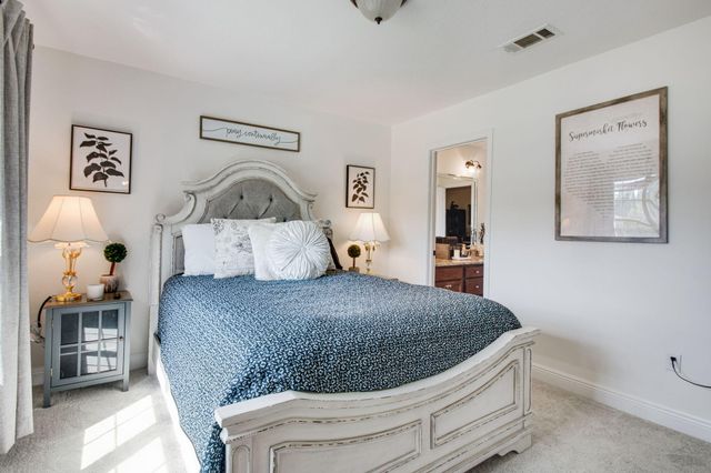 40 Quiet Cove, Freeport, FL 32439