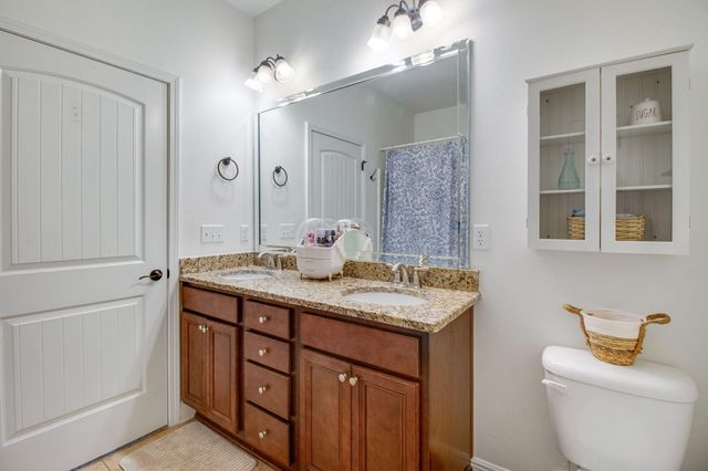 40 Quiet Cove, Freeport, FL 32439