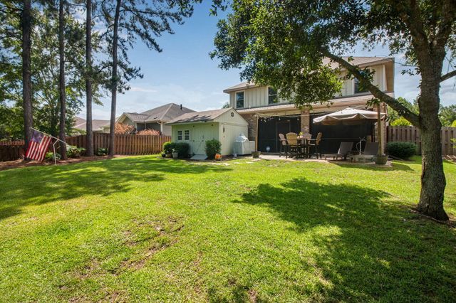 40 Quiet Cove, Freeport, FL 32439