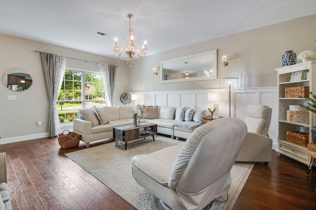 40 Quiet Cove, Freeport, FL 32439