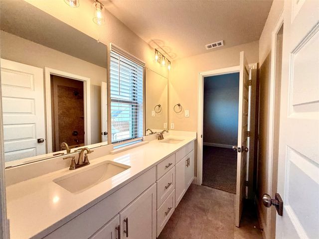 11817 Serval Street, Godley, TX 76044