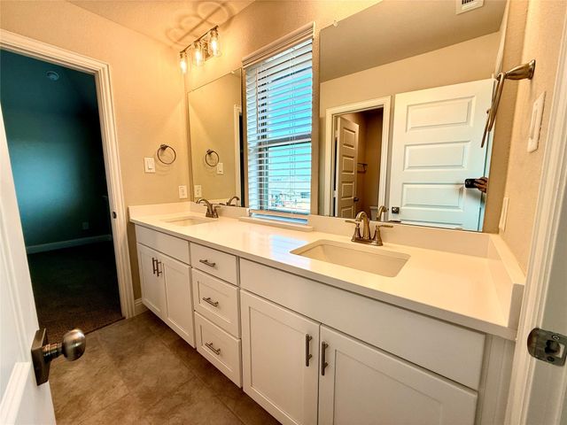 11817 Serval Street, Godley, TX 76044