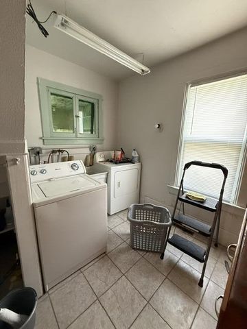 1707 Charles STREET, La Crosse, WI 54603