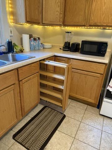 1707 Charles STREET, La Crosse, WI 54603