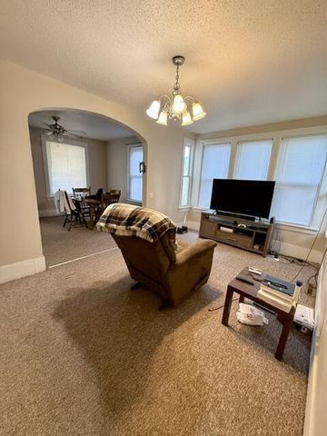 1707 Charles STREET, La Crosse, WI 54603