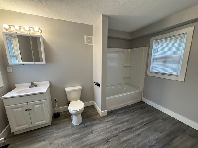 1155 12th Avenue, Moline, IL 61265