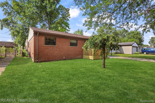 34931 Michelle Drive, Romulus, MI 48174