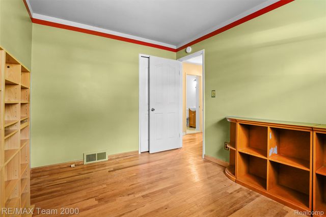 34931 Michelle Drive, Romulus, MI 48174