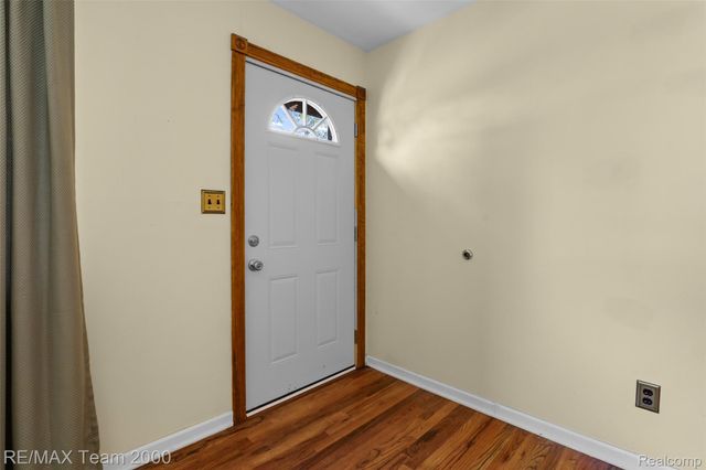 34931 Michelle Drive, Romulus, MI 48174