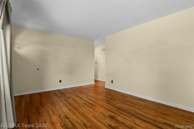 34931 Michelle Drive, Romulus, MI 48174