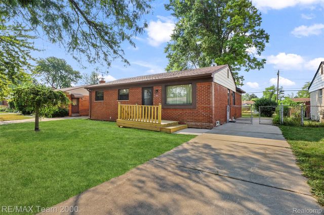 34931 Michelle Drive, Romulus, MI 48174