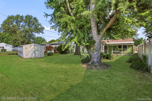 34931 Michelle Drive, Romulus, MI 48174