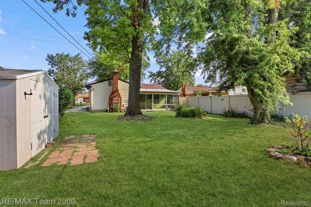34931 Michelle Drive, Romulus, MI 48174
