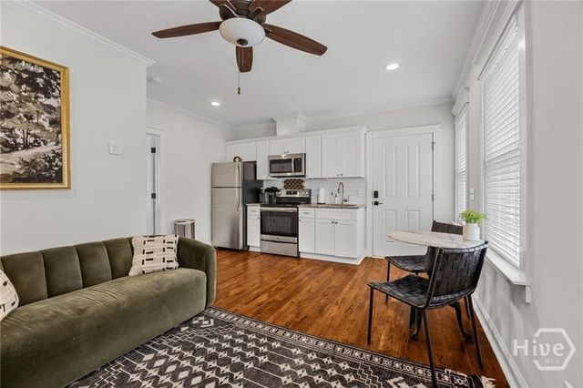 517 E Liberty Street, Savannah, GA 31401