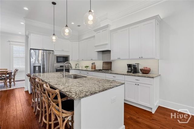 517 E Liberty Street, Savannah, GA 31401