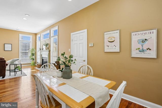 945 MAIN ST, Gaithersburg, MD 20878