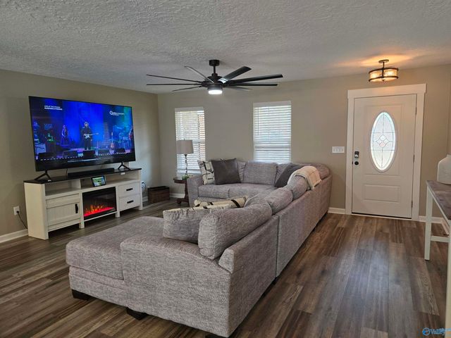 820 Garmon Road, Gadsden, AL 35901