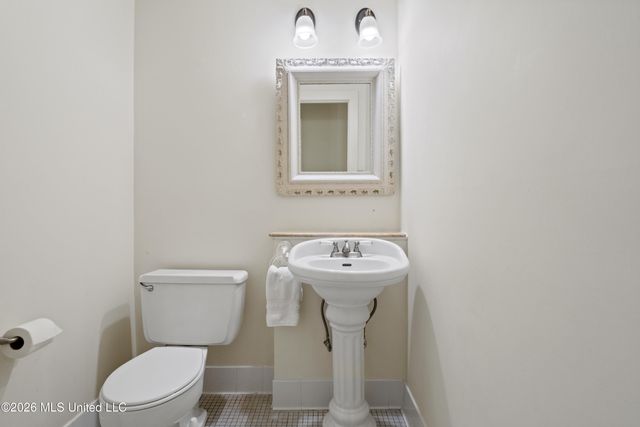 50 Poplar Circle, Gulfport, MS 39507