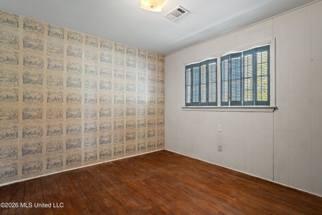 50 Poplar Circle, Gulfport, MS 39507