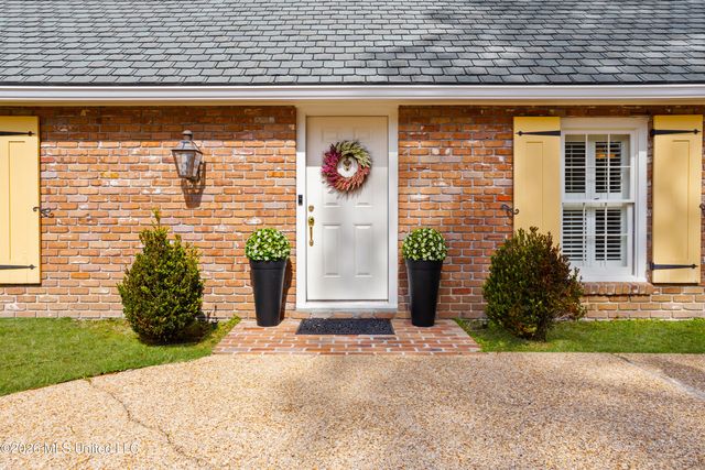 50 Poplar Circle, Gulfport, MS 39507