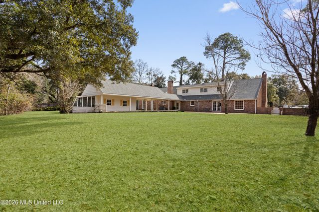 50 Poplar Circle, Gulfport, MS 39507