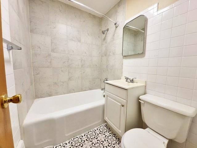 2010 S Northern Boulevard, Independence, MO 64052