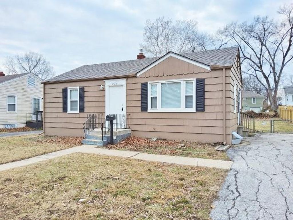 2010 S Northern Boulevard, Independence, MO 64052