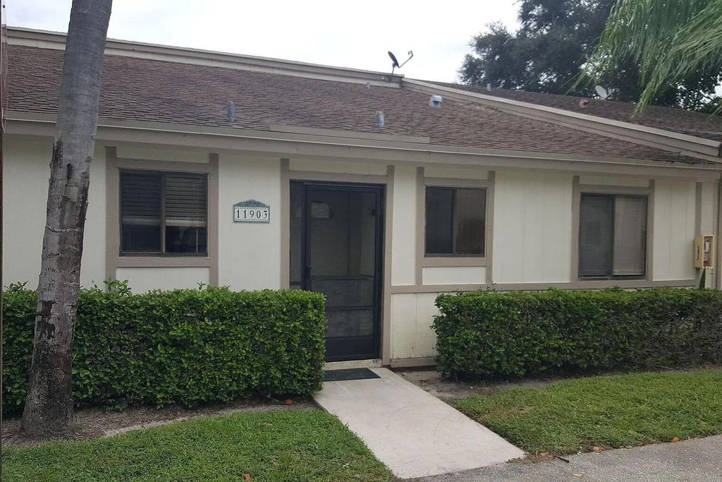 11903 Sturbridge Lane, Wellington, FL 33414