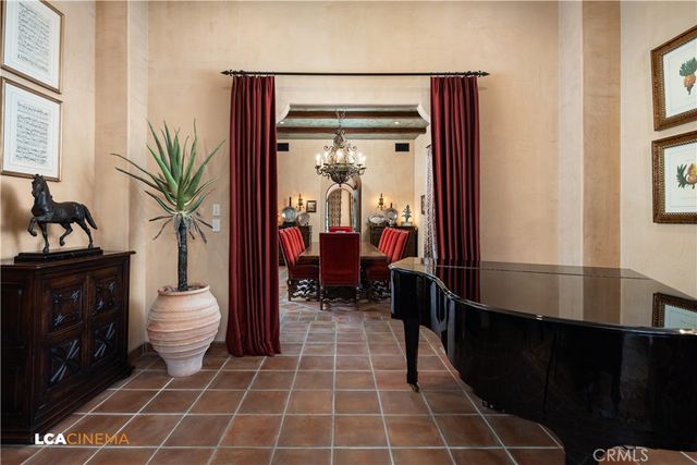 10209 Keswick Drive, Bakersfield, CA 93311