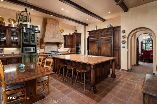 10209 Keswick Drive, Bakersfield, CA 93311