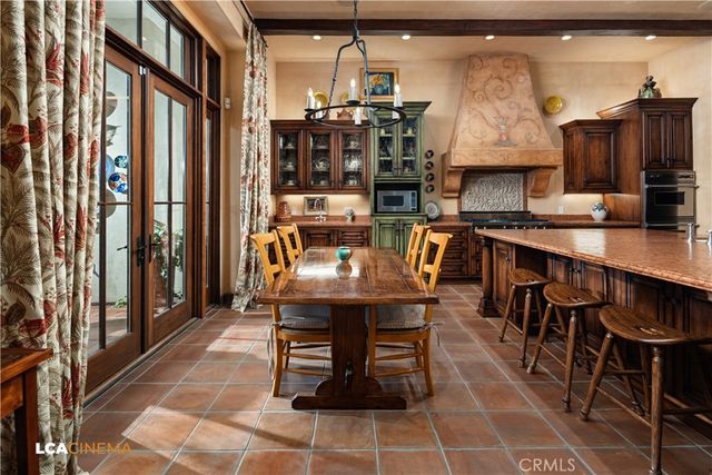 10209 Keswick Drive, Bakersfield, CA 93311