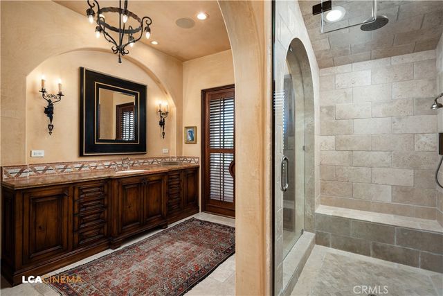 10209 Keswick Drive, Bakersfield, CA 93311