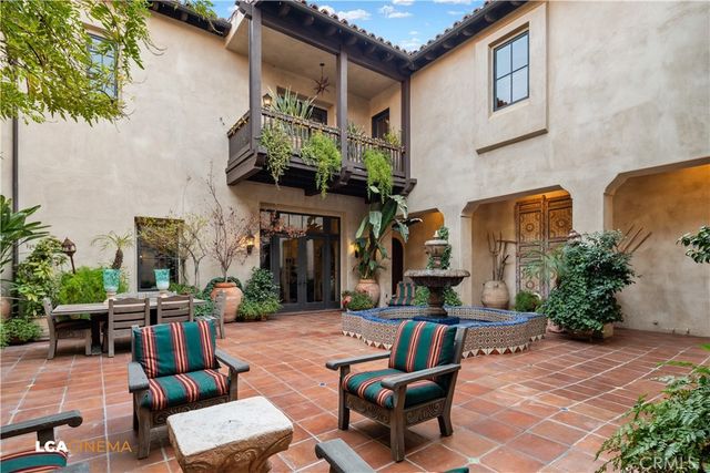 10209 Keswick Drive, Bakersfield, CA 93311