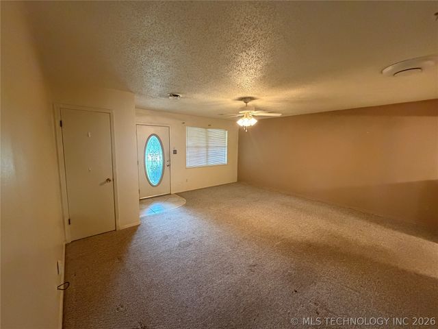 1303 Twin Lakes, Madill, OK 73446