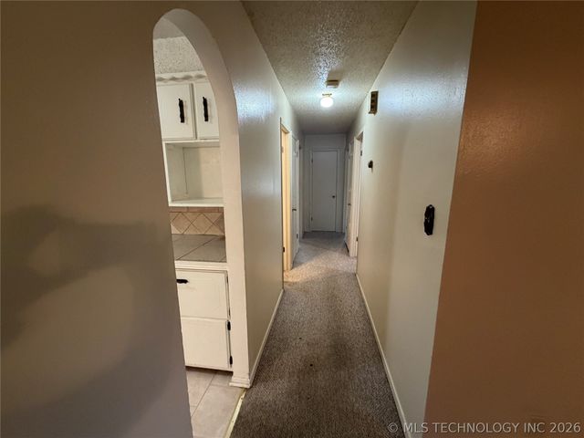 1303 Twin Lakes, Madill, OK 73446