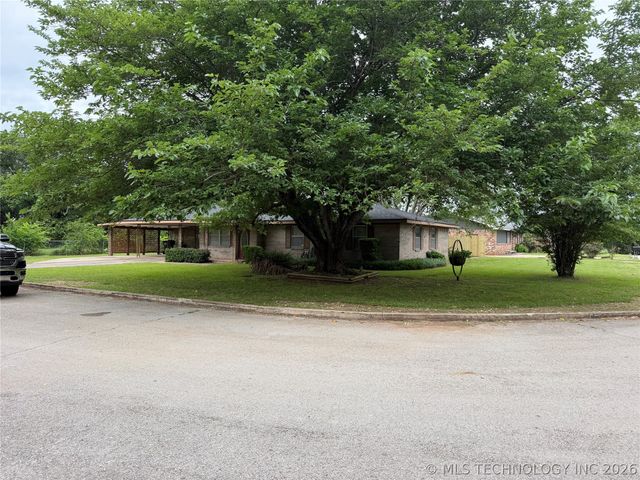 1303 Twin Lakes, Madill, OK 73446