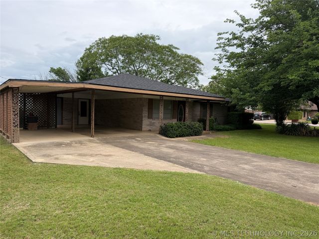 1303 Twin Lakes, Madill, OK 73446