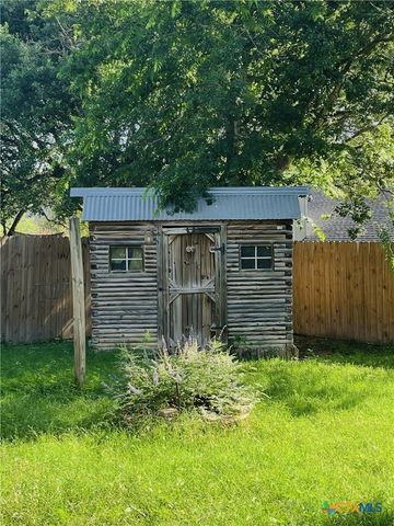6 Kirkwood Cove, New Braunfels, TX 78130