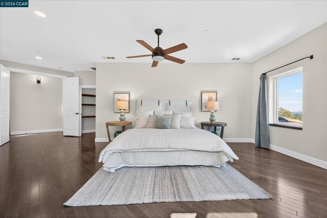 137 Rudgear Dr, Walnut Creek, CA 94596