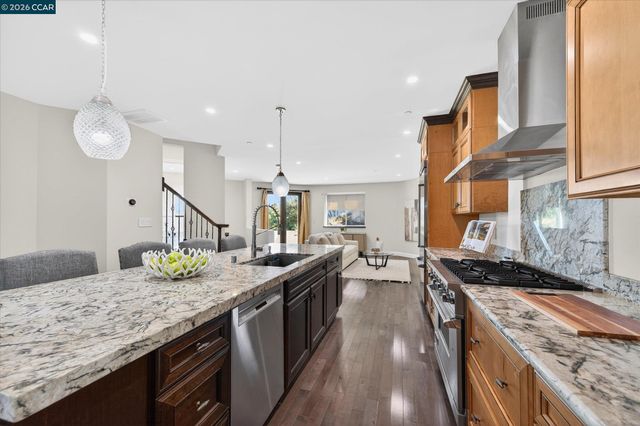 137 Rudgear Dr, Walnut Creek, CA 94596