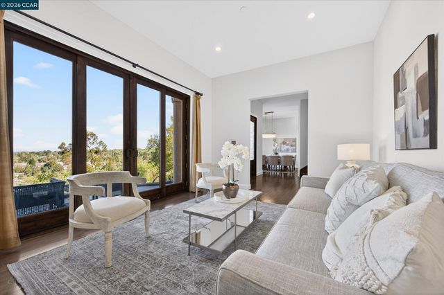 137 Rudgear Dr, Walnut Creek, CA 94596