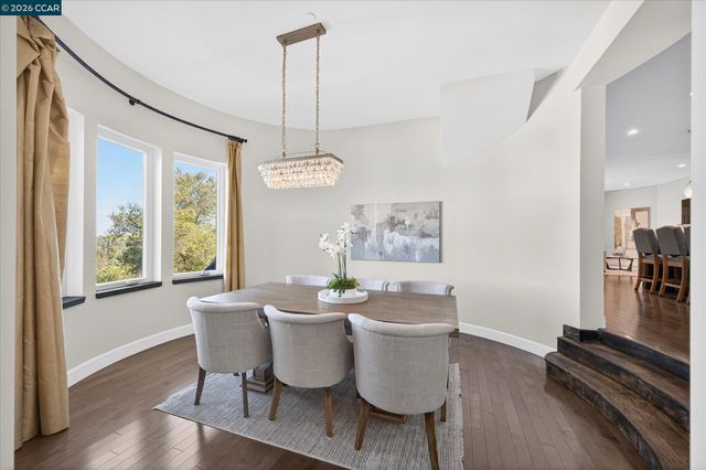 137 Rudgear Dr, Walnut Creek, CA 94596