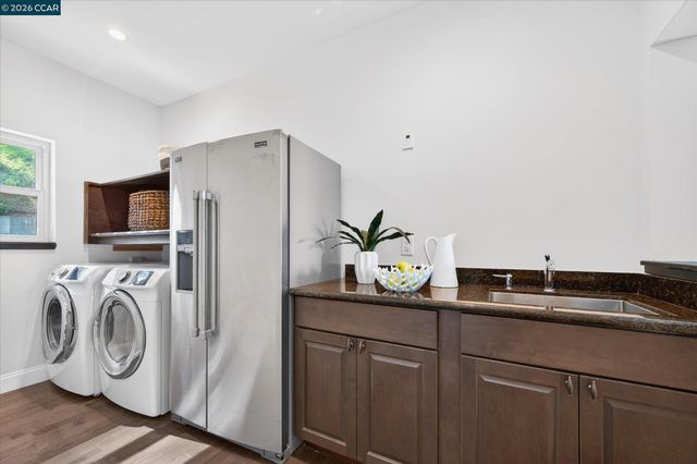 137 Rudgear Dr, Walnut Creek, CA 94596