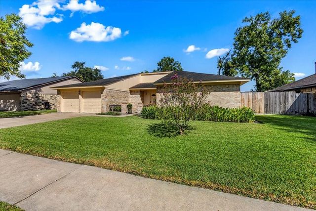 3009 Stacy Lane, Deer Park, TX 77536