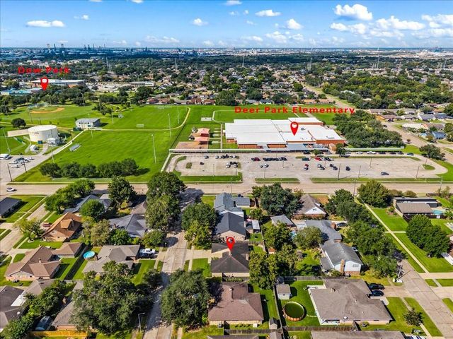 3009 Stacy Lane, Deer Park, TX 77536